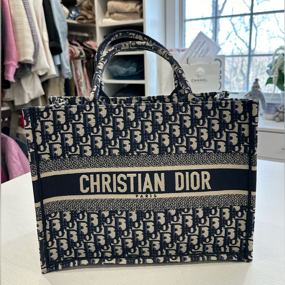 Dior medium book tote